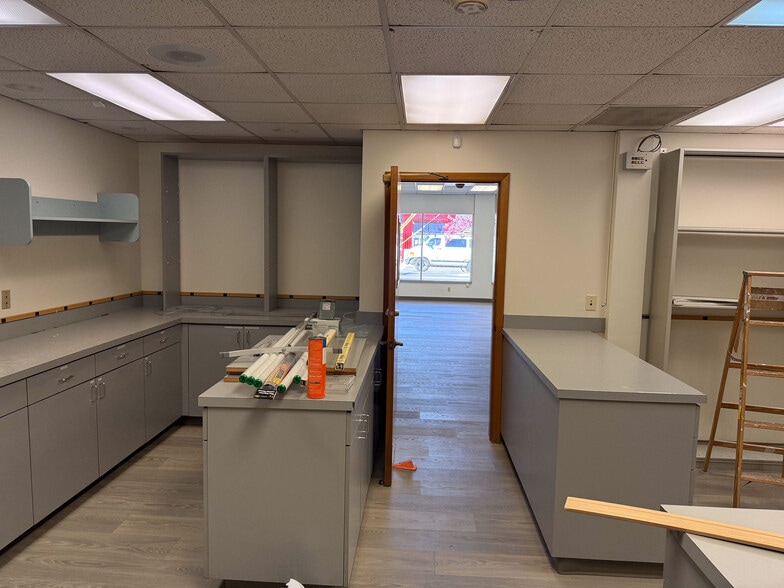 More Photos Of 3226-3246 N Lombard St, Portland Office For Lease