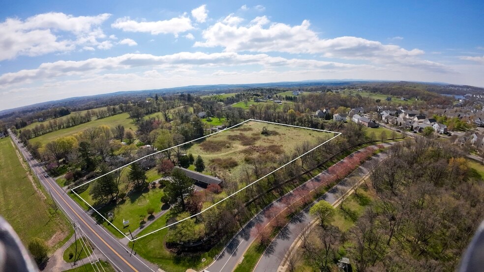 More Photos Of 36169 E Loudoun St, Round Hill Land For Sale