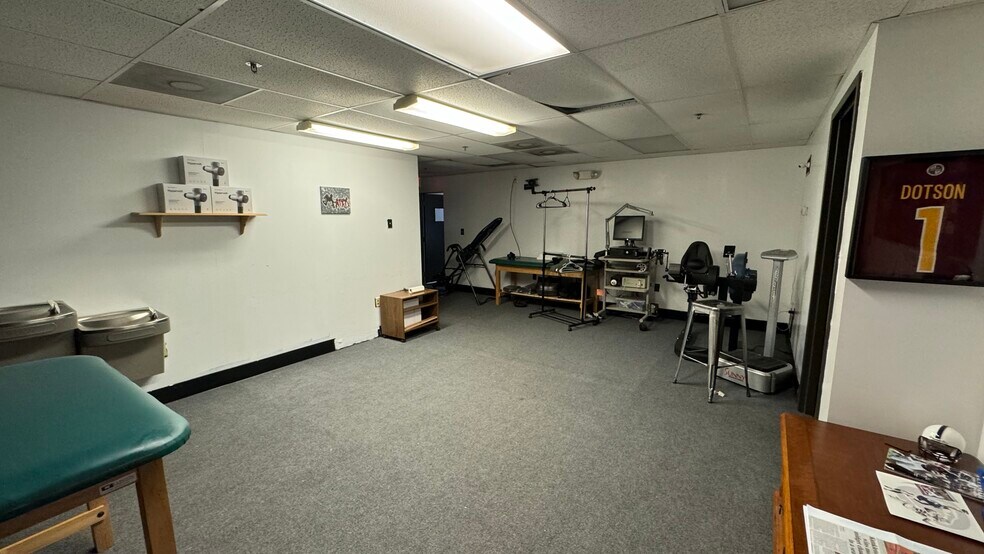 More Photos Of 1727-1801 Union Blvd, Allentown Warehouse For Lease
