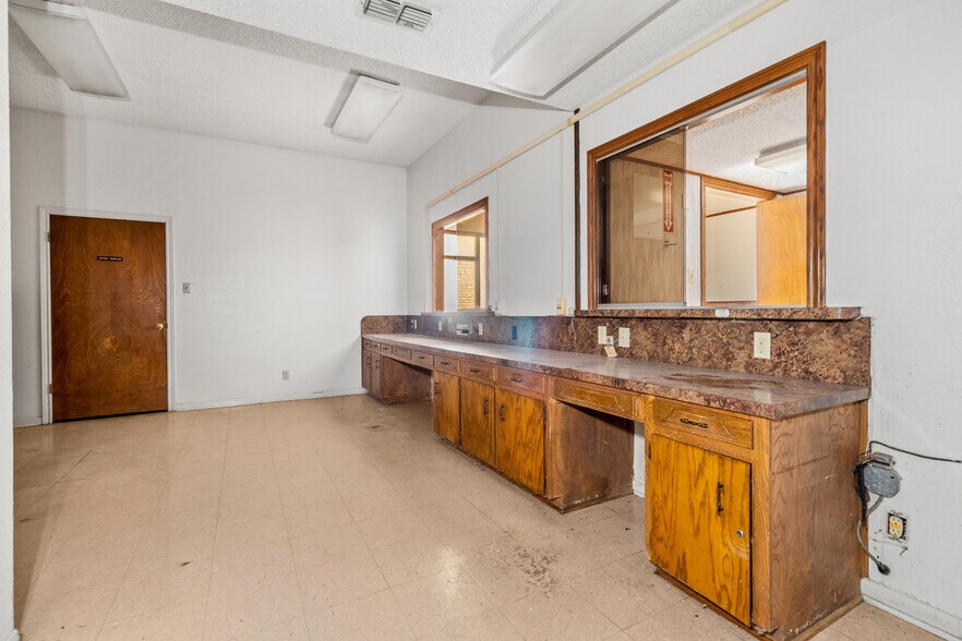 More Photos Of 2900 Trimmier Rd, Killeen Medical For Sale