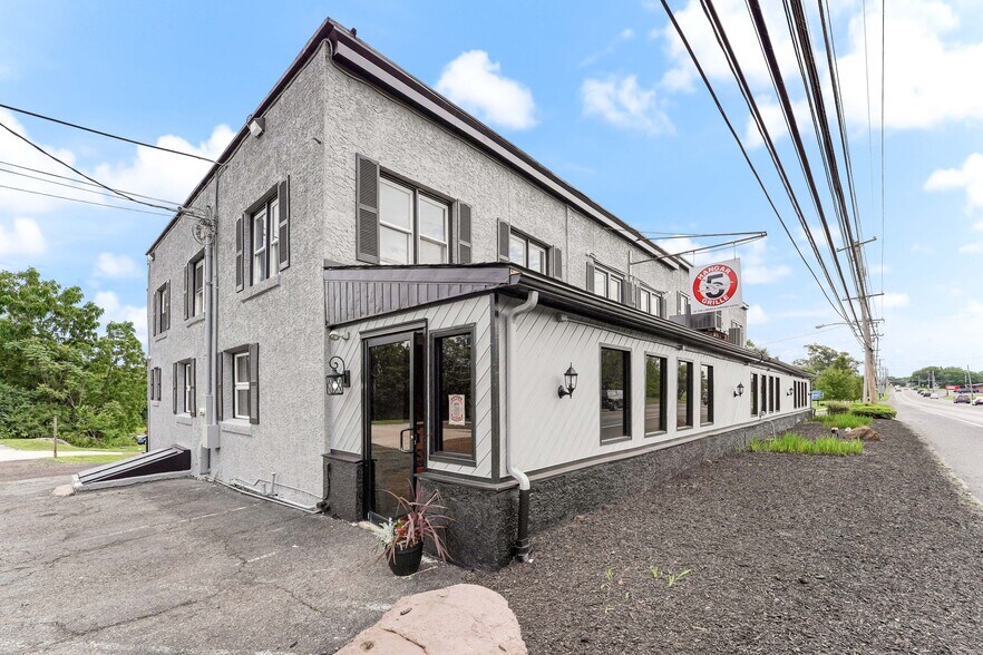 More Photos Of 3347 W Ridge Pike, Limerick Restaurant For Sale