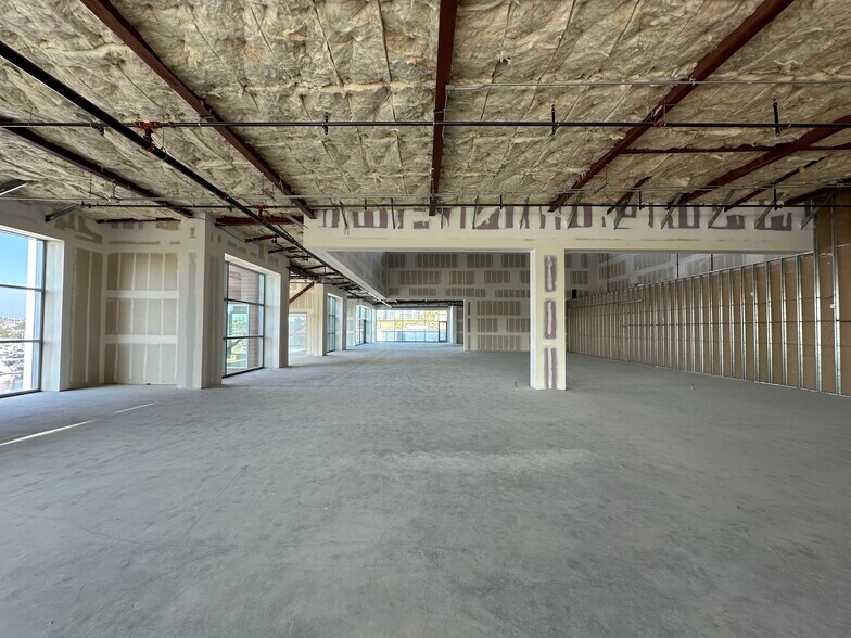 More Photos Of 4625-4635 Admiralty Way, Marina Del Rey Unknown For Lease