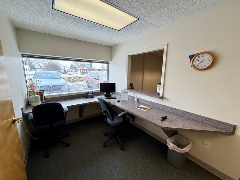 More Photos Of 277 Tompkins St, Cortland Office For Lease