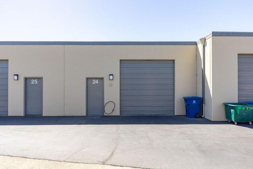 More Photos Of 100 N Hill Dr, Brisbane Light Manufacturing For Sale