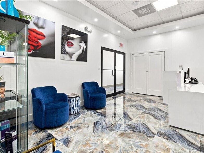 More Photos Of 2920-2950 NE 207th St, Aventura Unknown For Lease
