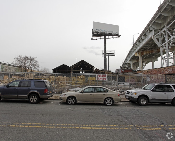 More Photos Of 27-21 51st St, Long Island City Warehouse For Lease