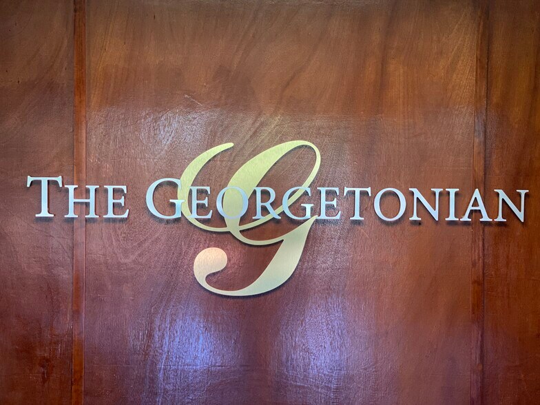 More Photos Of 205 E University Ave, Georgetown Office For Lease