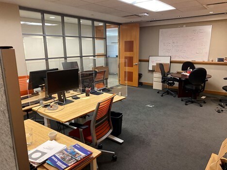 More Photos Of 633 Third Ave, New York Office For Sale