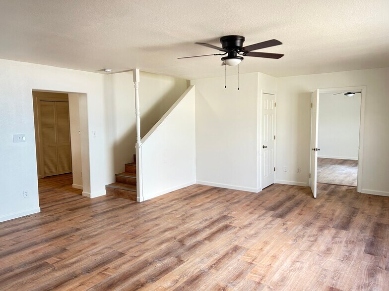 More Photos Of 717 5th St, Prescott Manufacturing For Lease