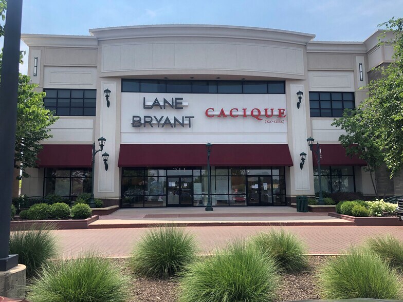 More Photos Of 215-227 N Stadium Blvd, Columbia Unknown For Lease
