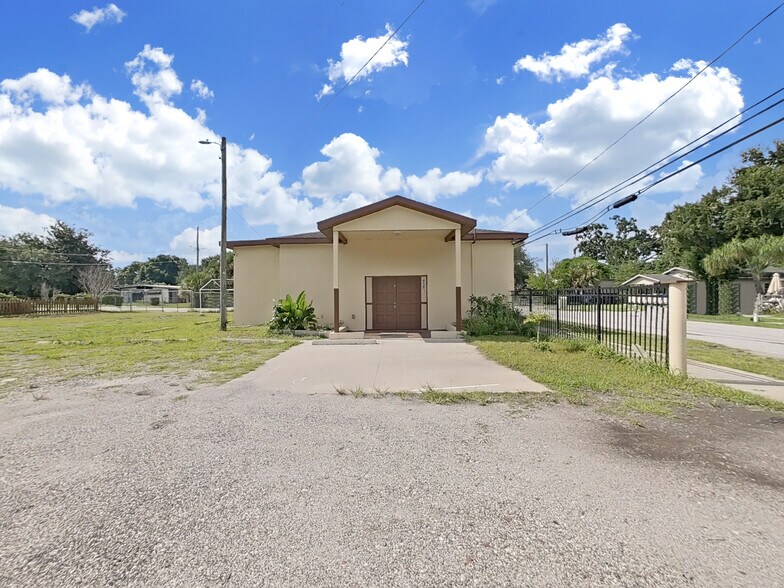 More Photos Of 4501 N 42nd St, Tampa Religious Facility For Sale