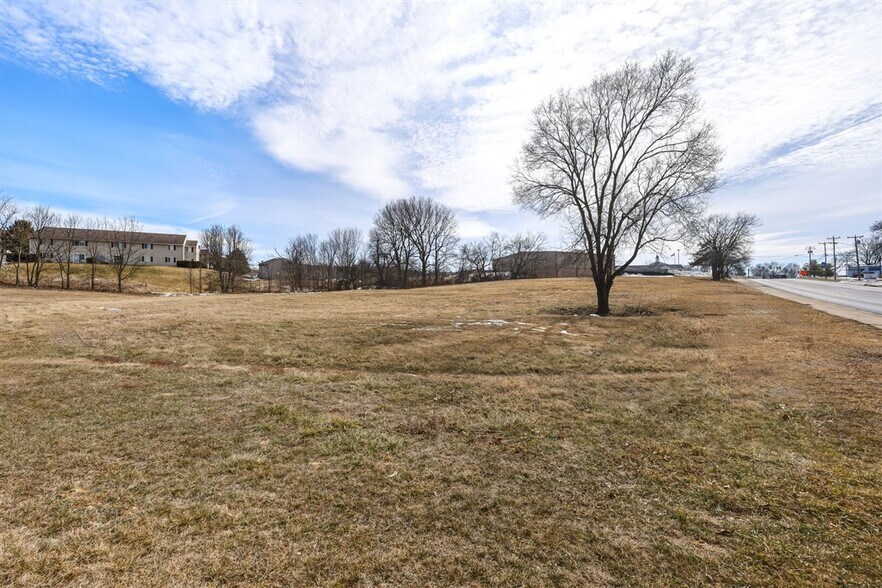 More Photos Of TBD South Main st, Broadway Land For Sale