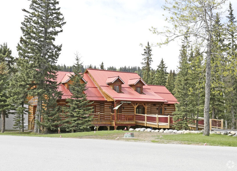 Primary Photo Of 23 Burnside Dr, Rocky View Co Office For Lease