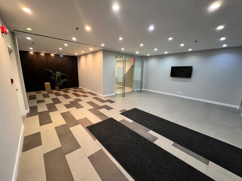 More Photos Of 400 Sylvan Ave, Englewood Cliffs Office For Lease