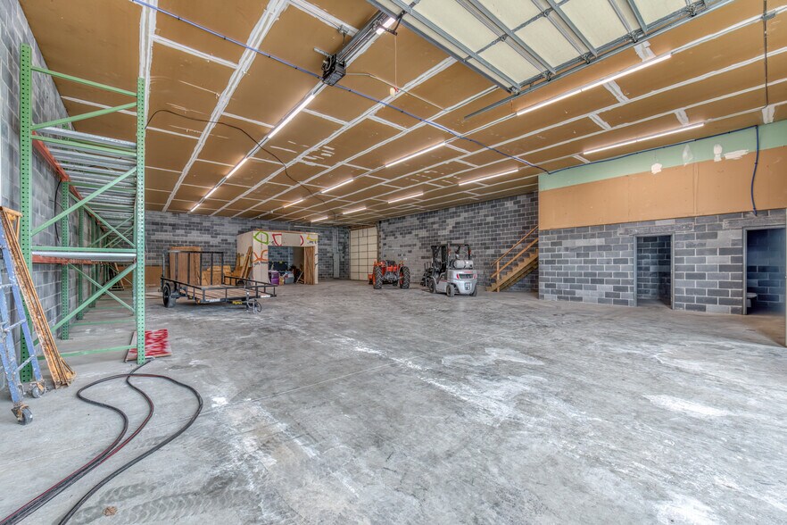 More Photos Of 3545 W Market St, Johnson City Industrial For Sale