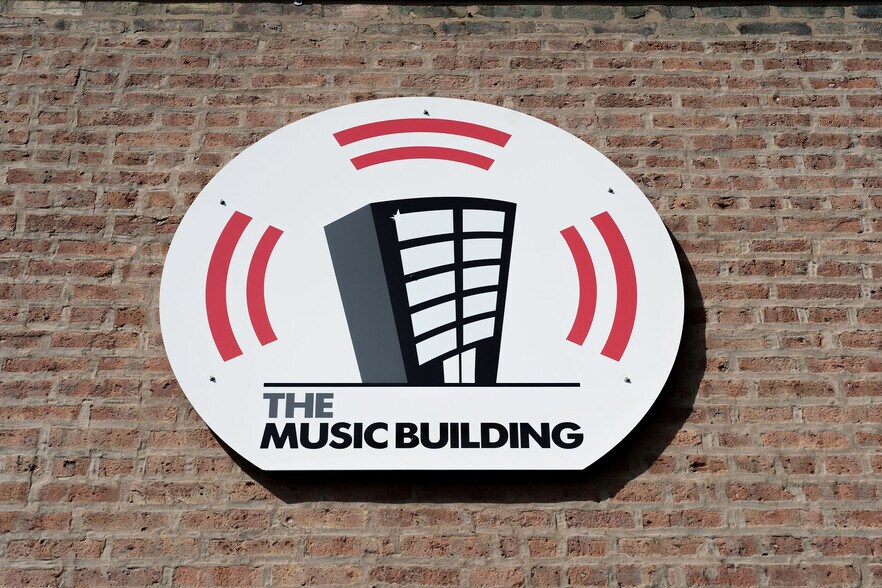 More Photos Of 345 N Loomis St, Chicago Office For Sale