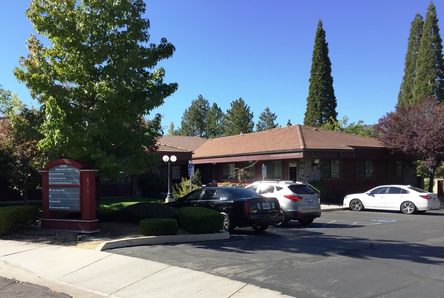 Primary Photo Of 6165 Ridgeview Ct, Reno Medical For Lease