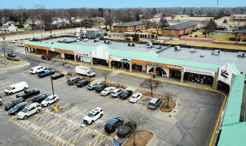More Photos Of 19715-19855 W Twelve Mile Rd, Southfield Unknown For Lease