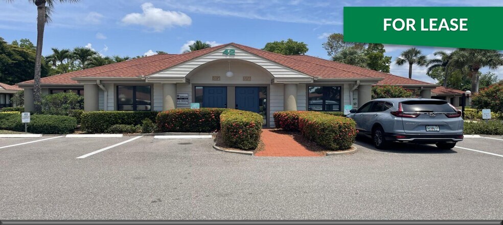 More Photos Of 12520 World Plaza Ln, Fort Myers Medical For Lease
