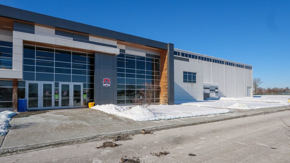 More Photos Of 3400 Grand Marais Rd E, Windsor Sports And Entertainment For Sale