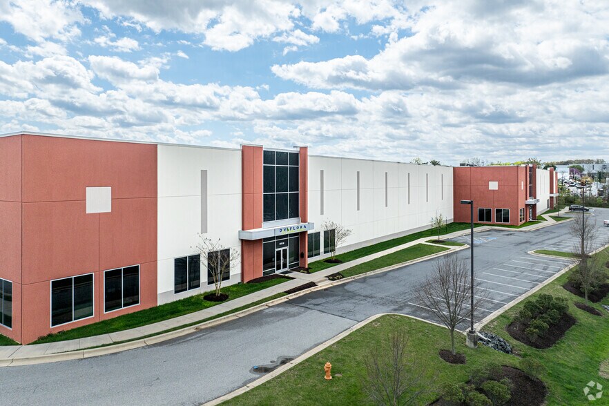 More Photos Of 7587 Montevideo Rd, Jessup Warehouse For Lease