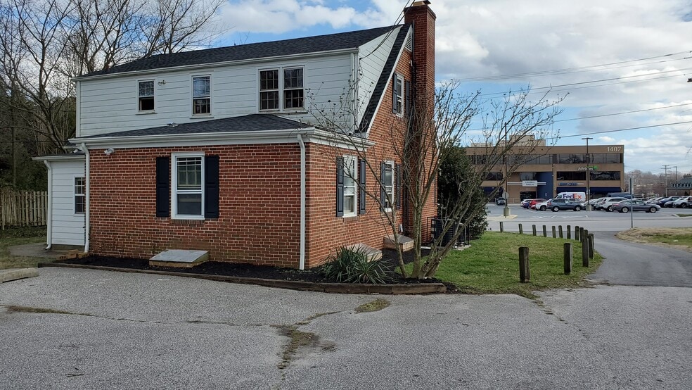 More Photos Of 8 E Seminary Ave, Lutherville Timonium Medical For Lease