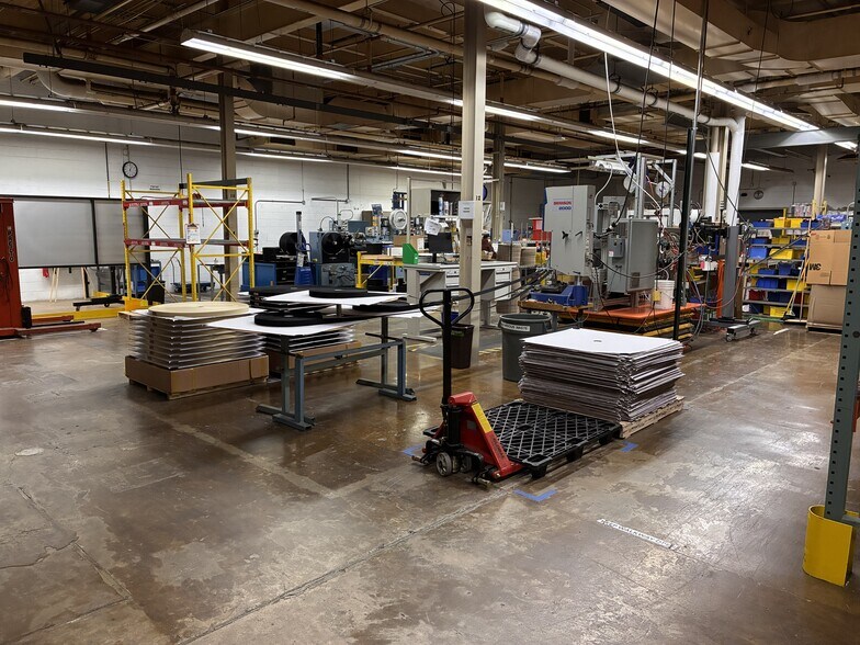 More Photos Of 710 N State St, Fairmont Industrial For Sale
