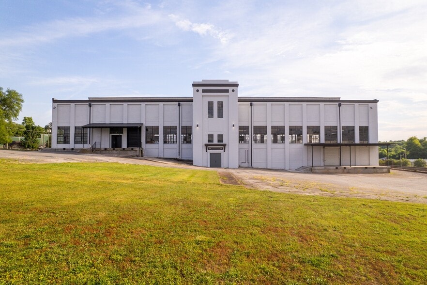 More Photos Of 1507 9th Ave, Knoxville Manufacturing For Lease