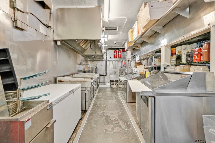 More Photos Of 1925 S El Camino Real, San Clemente Restaurant For Sale