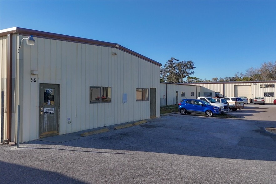 More Photos Of 5623-5627 Lawton Dr, Sarasota Warehouse For Sale
