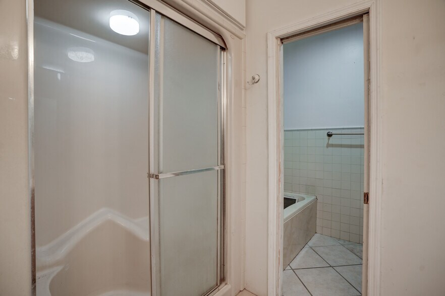 More Photos Of 3760 E Airport Dr, Rimrock Specialty For Sale