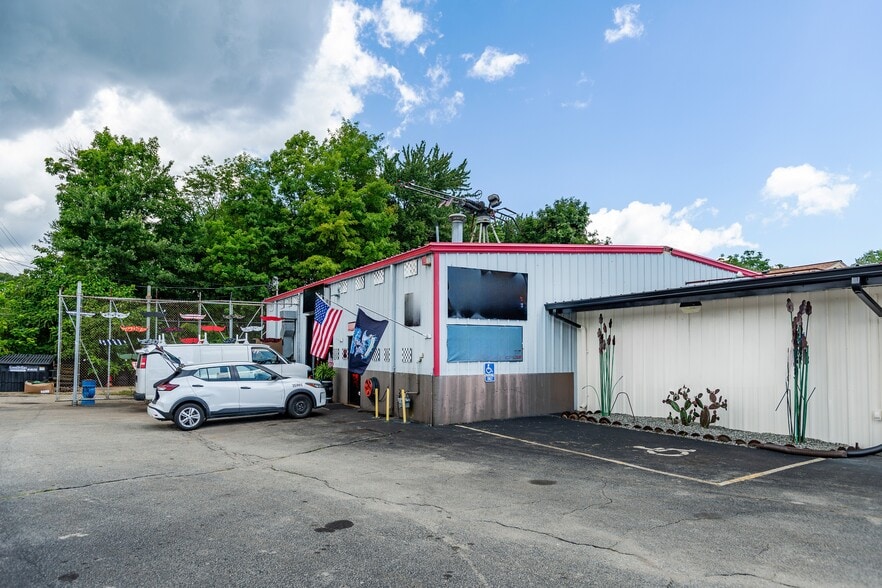 More Photos Of 2077 W Shore Rd, Warwick Freestanding For Sale