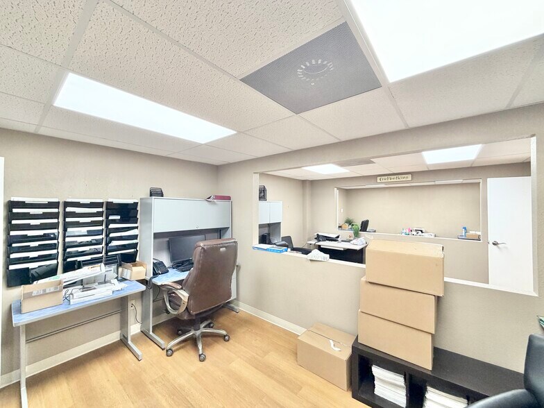 More Photos Of 1330 Mercer St, Princeton Office For Sale