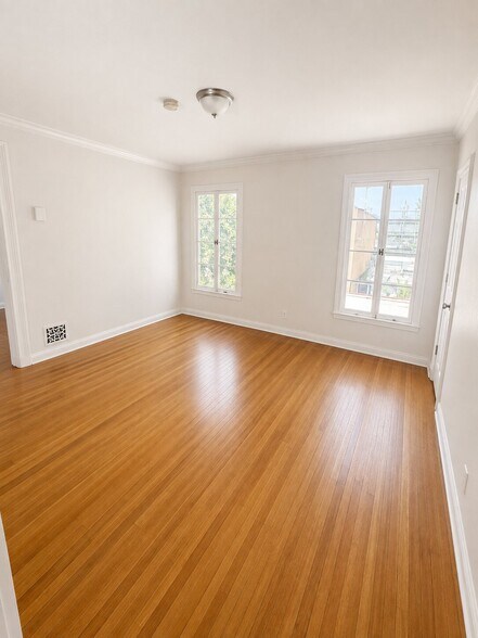 More Photos Of 1232 Smithwood Dr, Los Angeles Apartments For Sale