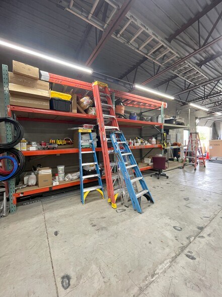 More Photos Of 71 N Cutler Dr, North Salt Lake Light Manufacturing For Lease