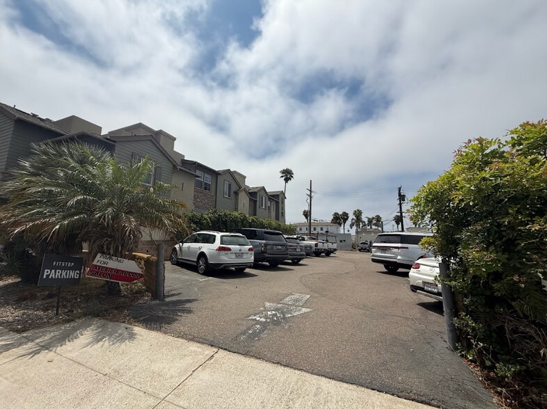 More Photos Of 7542 Herschel Ave, La Jolla Land For Sale