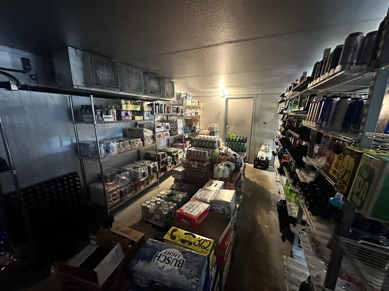 More Photos Of 12180 Center Rd, Durand Service Station For Sale