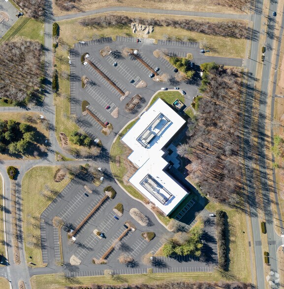 More Photos Of 200 Great Pond Dr, Windsor Office For Lease