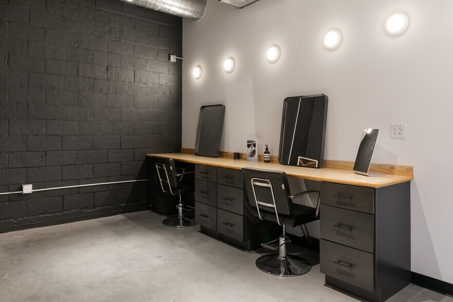 More Photos Of 4312 W Jefferson Blvd, Los Angeles Office For Lease