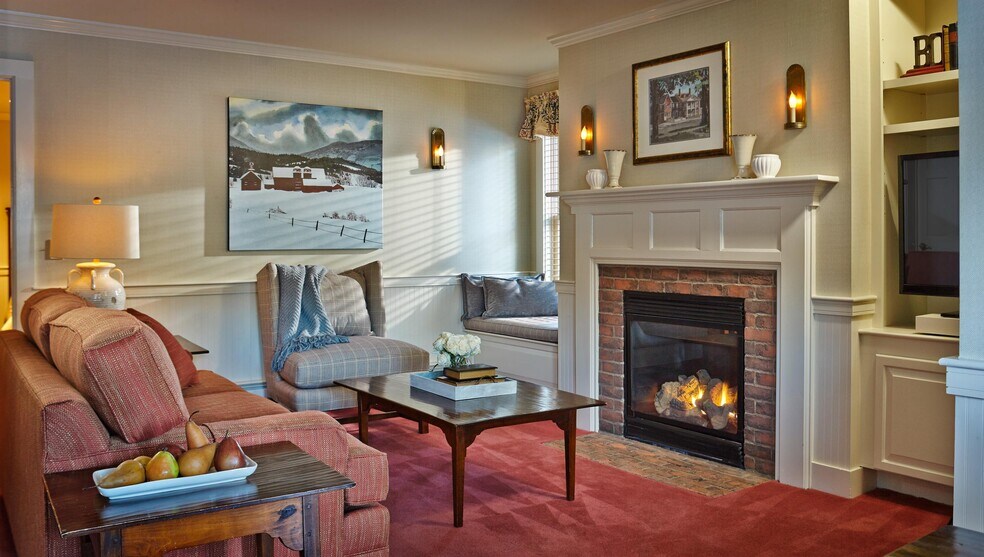 More Photos Of 18 Main St, Stowe Hotel For Sale