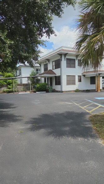 More Photos Of 204 N Macdill Ave, Tampa Office For Sale
