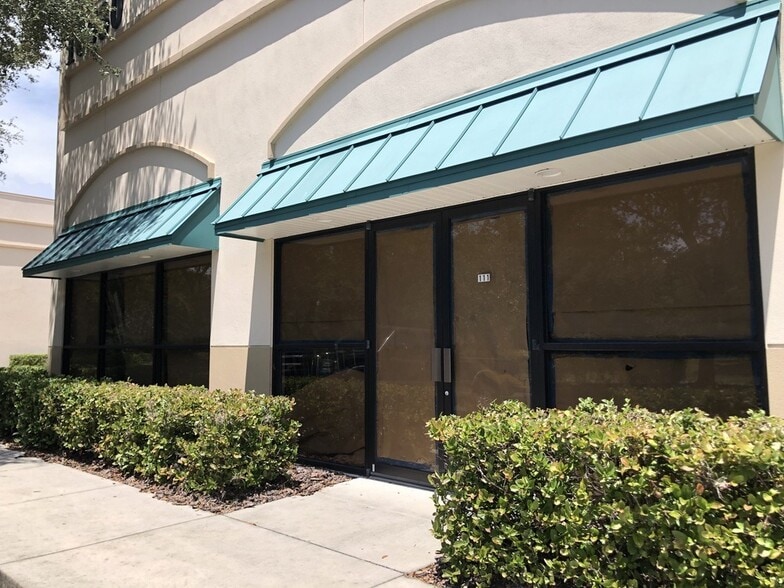 More Photos Of 10530 Portal Crossing, Bradenton Light Manufacturing For Lease