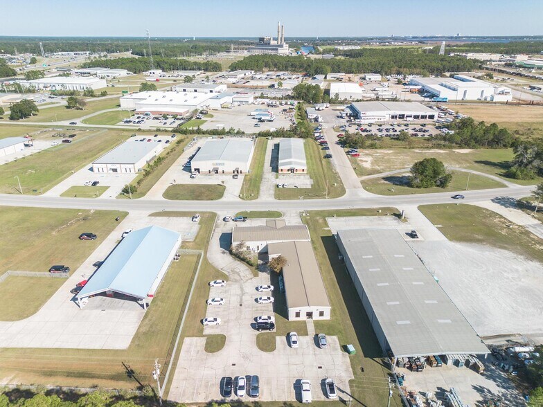 More Photos Of 10281 Corporate Dr, Gulfport Office For Sale