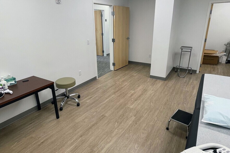 More Photos Of 2135 W Main St, Lehi Medical For Sale