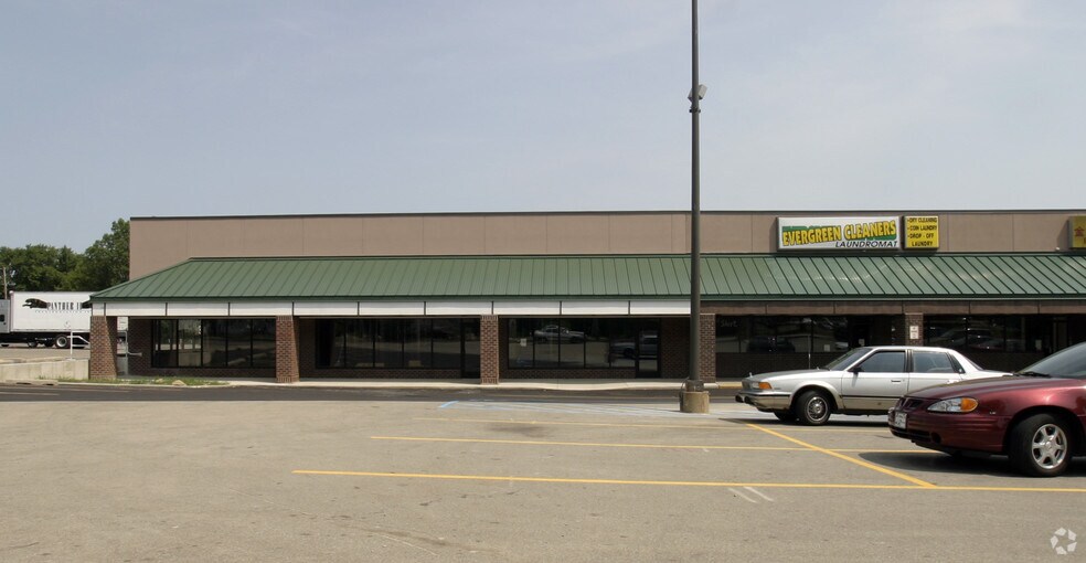 More Photos Of 1621 Leonard St NE, Grand Rapids Freestanding For Lease
