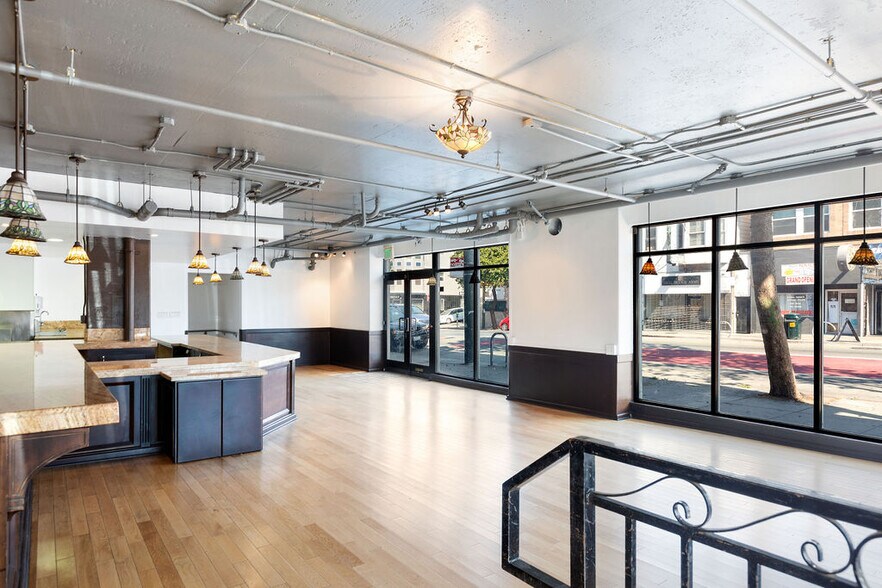 More Photos Of 1699 Valencia St, San Francisco Apartments For Lease