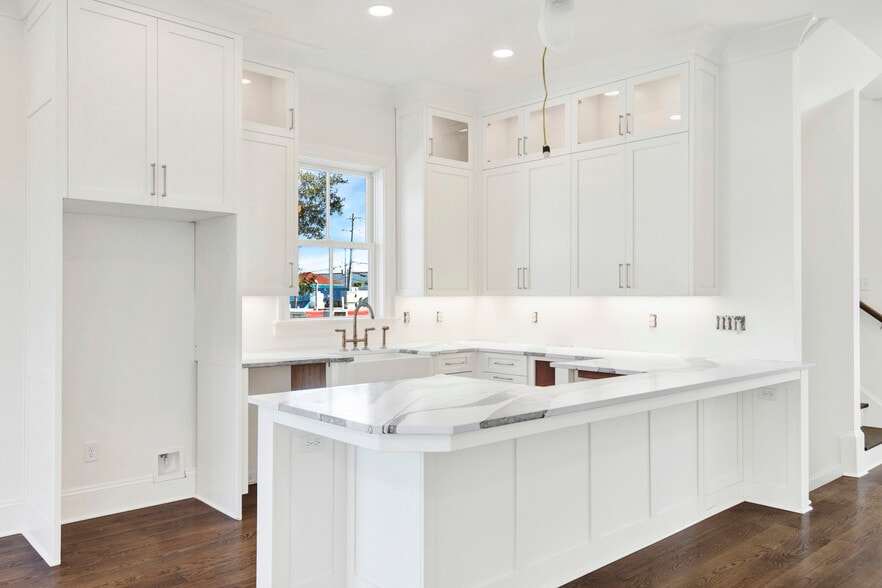 More Photos Of 104 17th pl, Tybee Island Multifamily For Sale