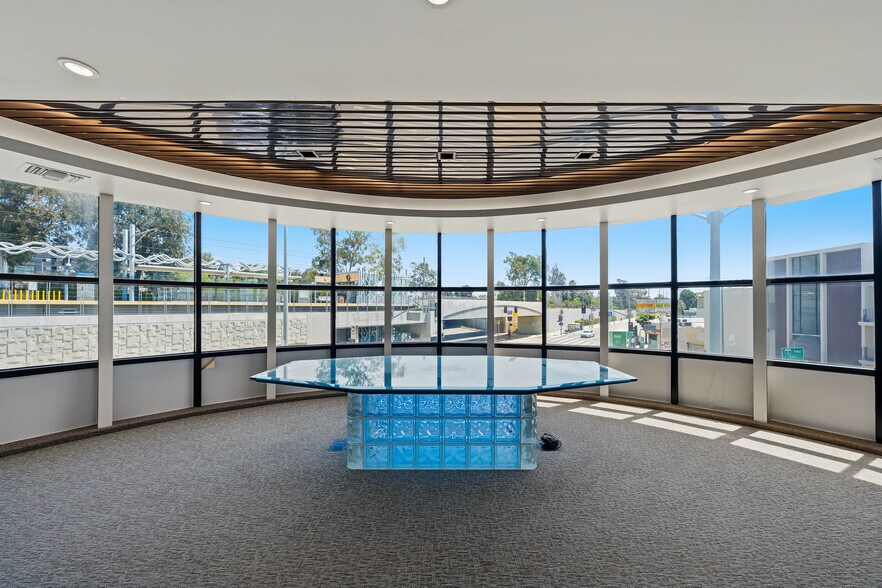 More Photos Of 10020 National Blvd, Los Angeles Medical For Sale