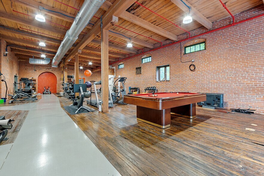 More Photos Of 44 Old Princeton Rd, Fitchburg Industrial For Sale