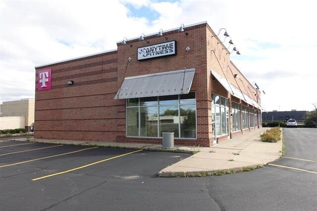 More Photos Of 1810-1816 Plover Rd, Plover General Retail For Lease